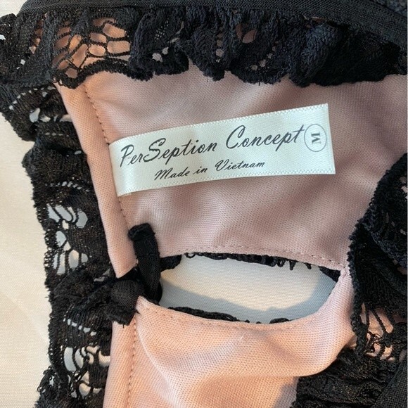 Perseption Lace Black Pink Short Sleeve Sexy Dressy V Neck Cut Out Top Size M - Picture 6 of 8